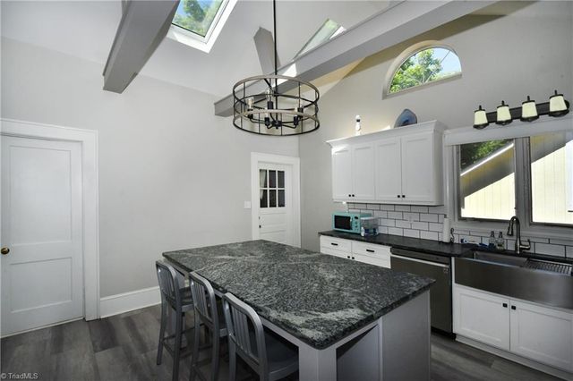 422 Horace Mann Avenue, Winston-salem, NC 27104
