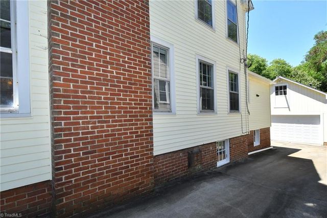 422 Horace Mann Avenue, Winston-salem, NC 27104