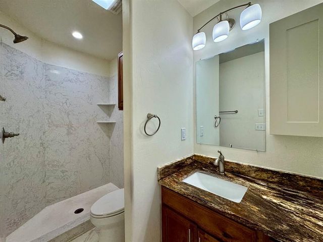308 N Lockeport Drive, Edmond, OK 73003