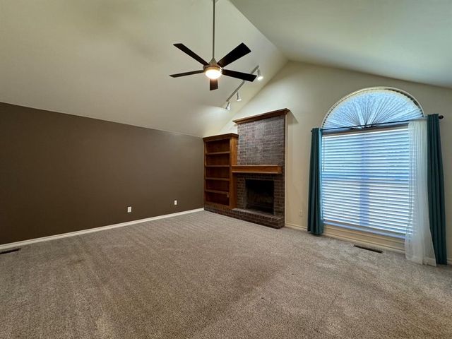 308 N Lockeport Drive, Edmond, OK 73003