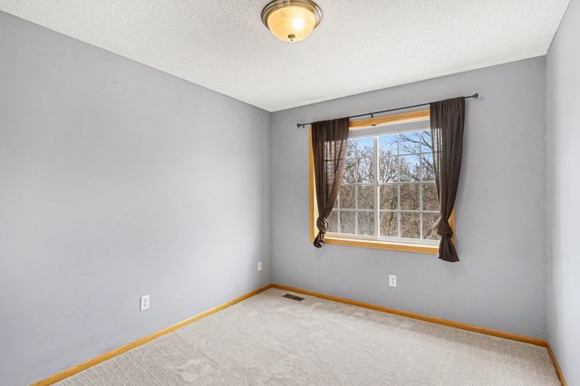 13900 Glendale Trail, Savage, MN 55378