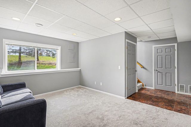 13900 Glendale Trail, Savage, MN 55378