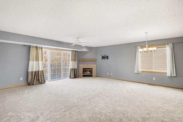 13900 Glendale Trail, Savage, MN 55378