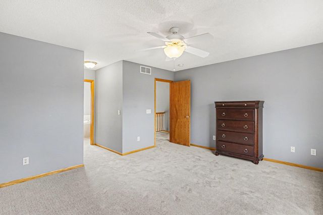 13900 Glendale Trail, Savage, MN 55378