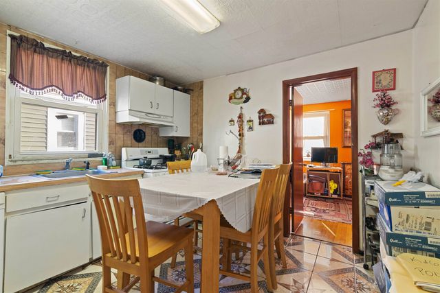 6406 MADISON ST, West New York, NJ 07093