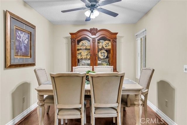 876 Via Mesa Verde, Riverside, CA 92507