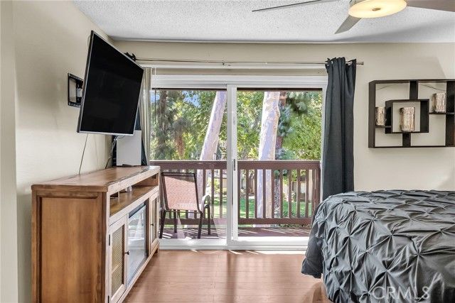 876 Via Mesa Verde, Riverside, CA 92507