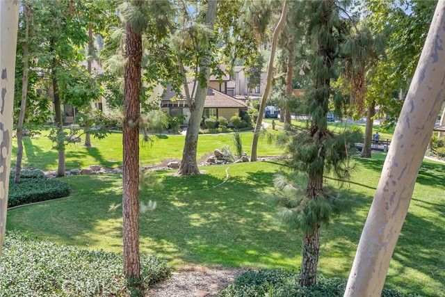 876 Via Mesa Verde, Riverside, CA 92507