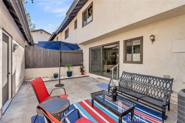 876 Via Mesa Verde, Riverside, CA 92507