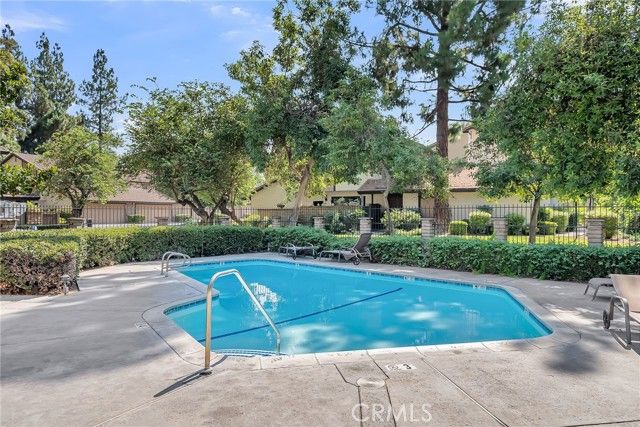 876 Via Mesa Verde, Riverside, CA 92507