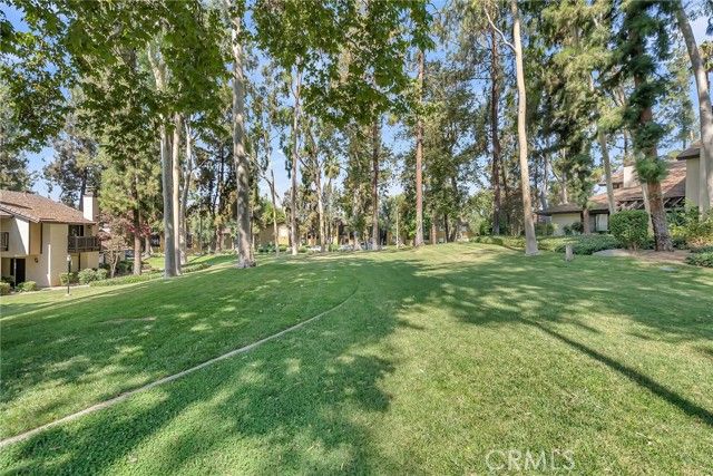 876 Via Mesa Verde, Riverside, CA 92507