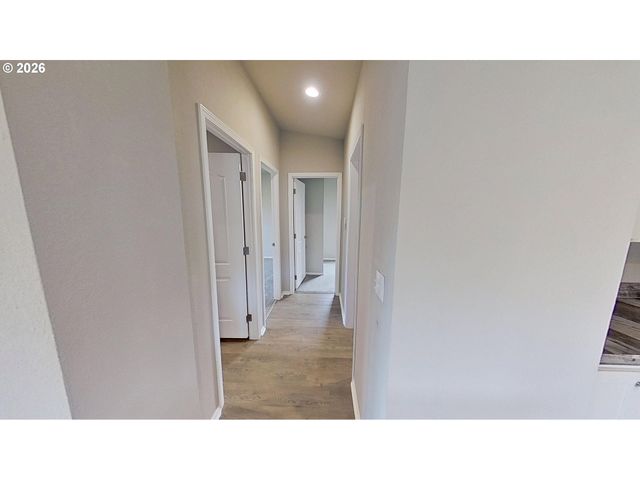 1200 E CENTRAL Ave 80, Sutherlin, OR 97479