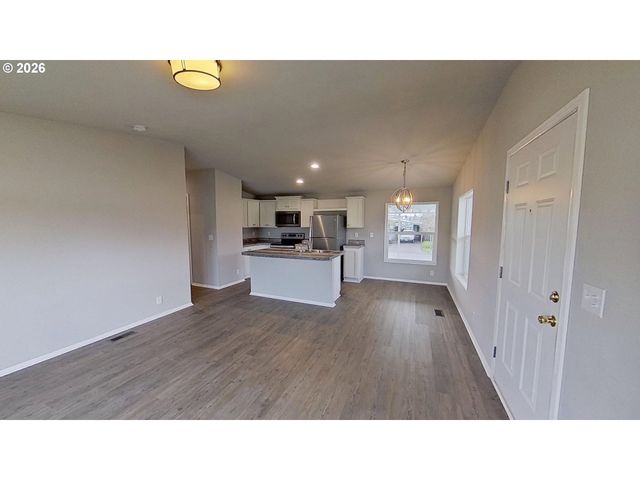 1200 E CENTRAL Ave 80, Sutherlin, OR 97479