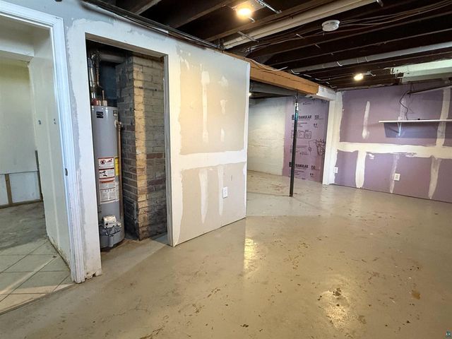 644 N 22nd St, Superior, WI 54880