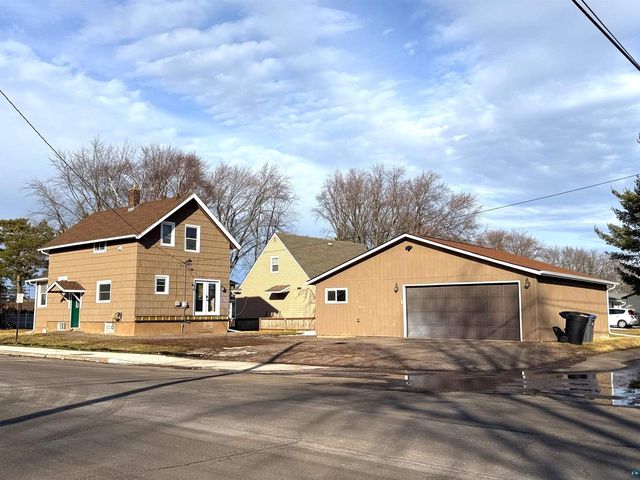 644 N 22nd St, Superior, WI 54880
