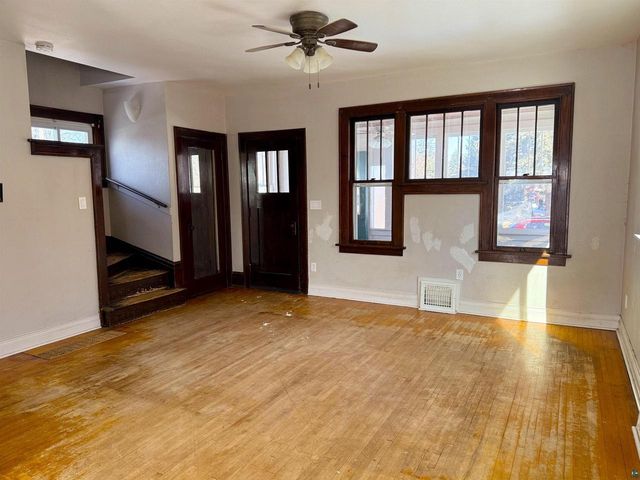 644 N 22nd St, Superior, WI 54880