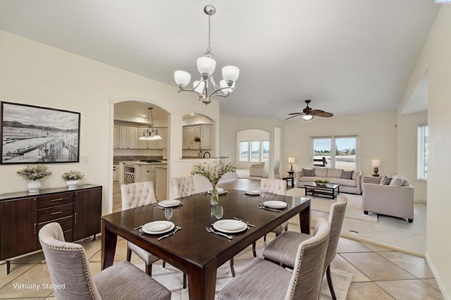 21 Alta Lane, Pasco, WA 99301