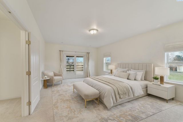 21 Alta Lane, Pasco, WA 99301