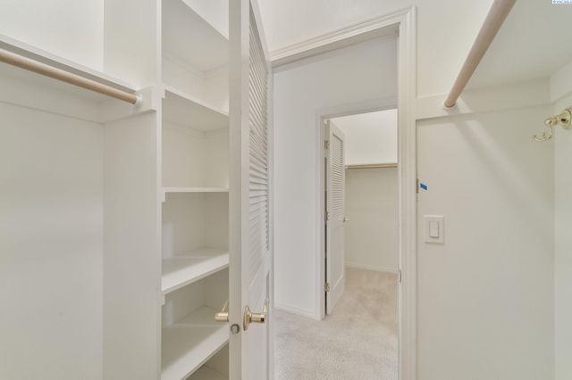 21 Alta Lane, Pasco, WA 99301