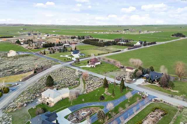 21 Alta Lane, Pasco, WA 99301