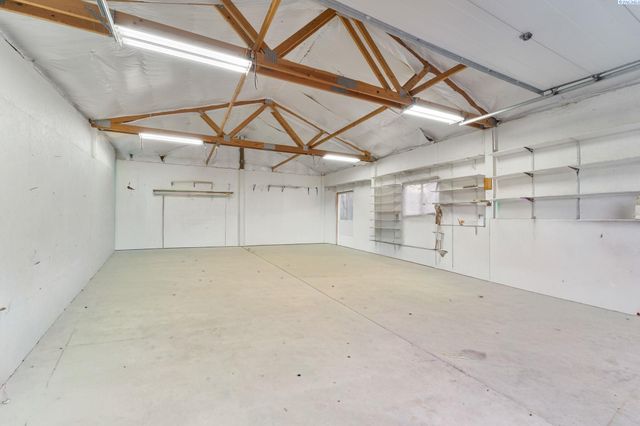 21 Alta Lane, Pasco, WA 99301