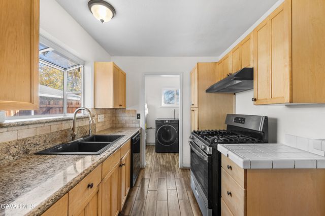 45323 Andale Avenue, Lancaster, CA 93535