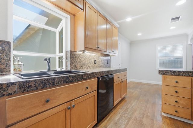 2313 Jasmin Ave, Modesto, CA 95350