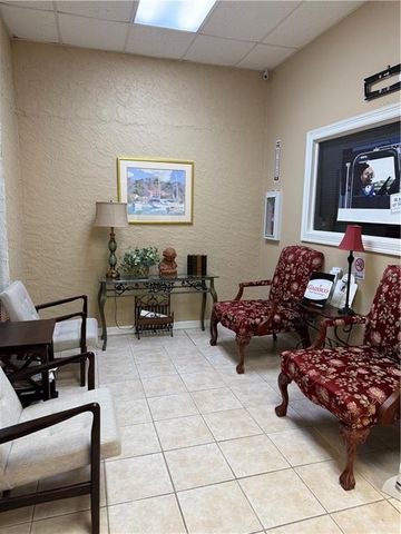 321 W Nolana Loop 2 & 3, Mcallen, TX 78504