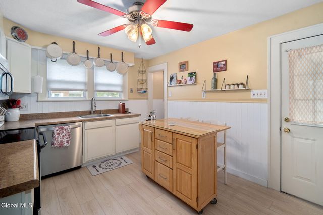 2501 1st Avenue, Rotterdam, NY 12303