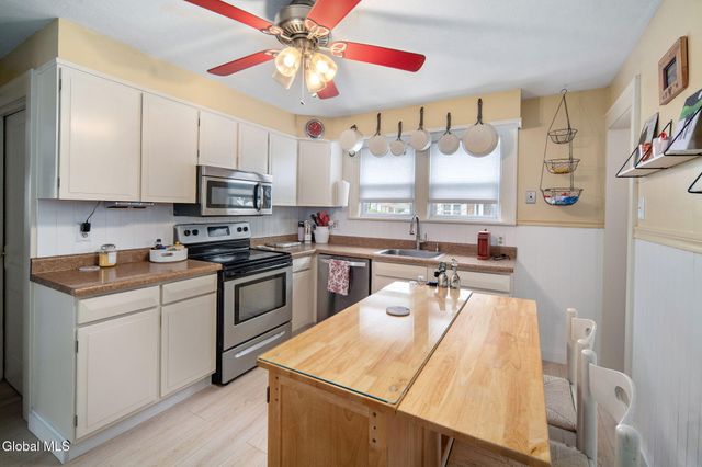 2501 1st Avenue, Rotterdam, NY 12303