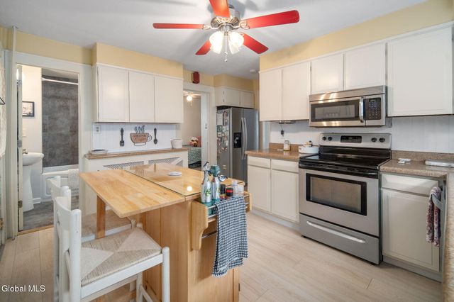 2501 1st Avenue, Rotterdam, NY 12303