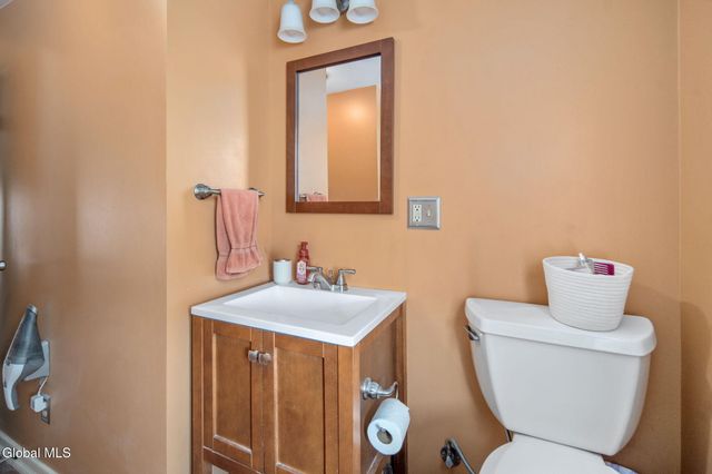 2501 1st Avenue, Rotterdam, NY 12303