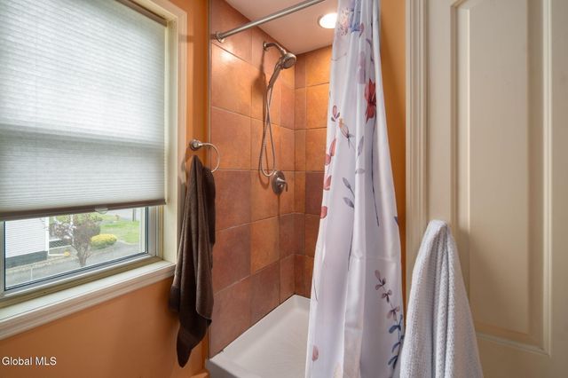 2501 1st Avenue, Rotterdam, NY 12303