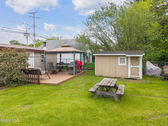2501 1st Avenue, Rotterdam, NY 12303