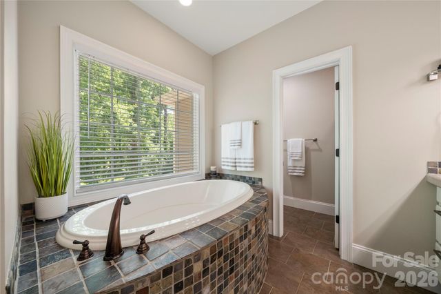 686 White Oaks Road, Mooresville, NC 28115