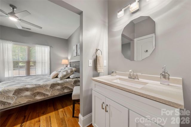 686 White Oaks Road, Mooresville, NC 28115