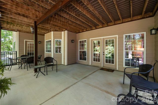686 White Oaks Road, Mooresville, NC 28115