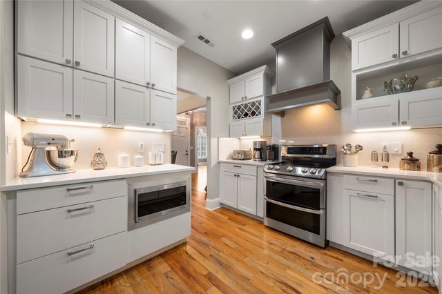 686 White Oaks Road, Mooresville, NC 28115