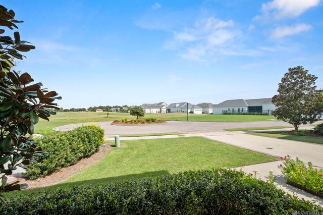 3166 Veranda Lakes Dr, Baton Rouge, LA 70810