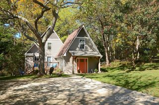 140 Little Knob Road, Asheville, NC 28803
