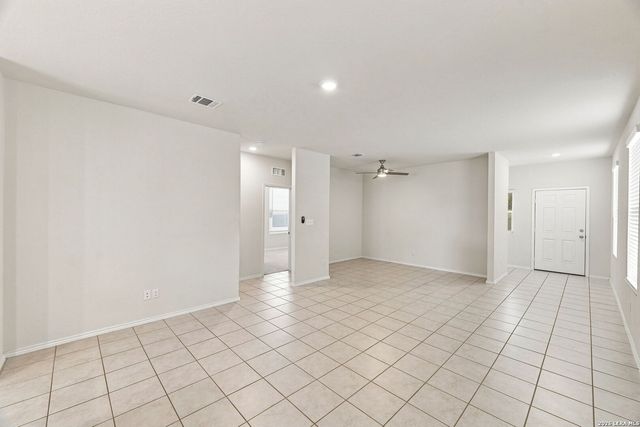 882 Crested Iris, New Braunfels, TX 78130