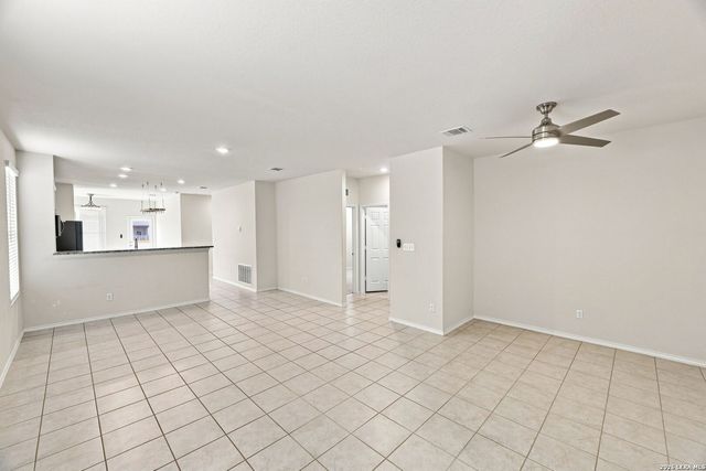 882 Crested Iris, New Braunfels, TX 78130