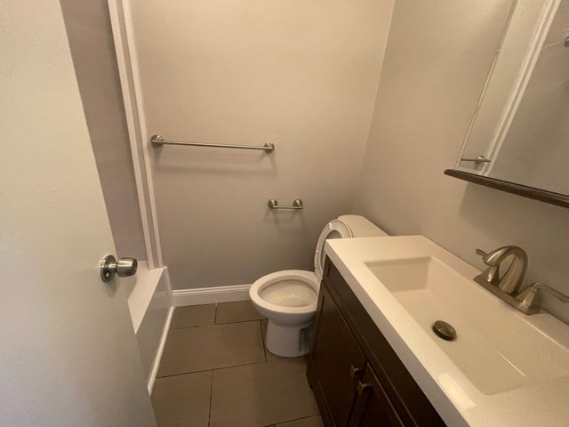 519 Washington St 9, Brookline, MA 02446