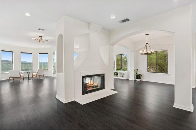 8117 Joy RD, Volente, TX 78641