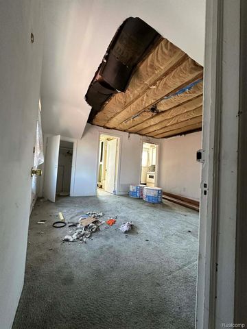 231 W Bennett Avenue, Ferndale, MI 48220