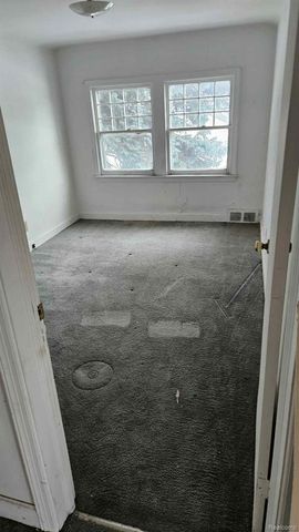 231 W Bennett Avenue, Ferndale, MI 48220