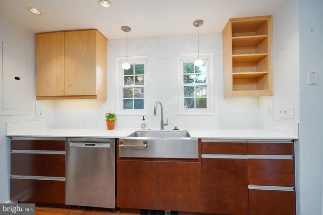 3214 19TH RD N, Arlington, VA 22201