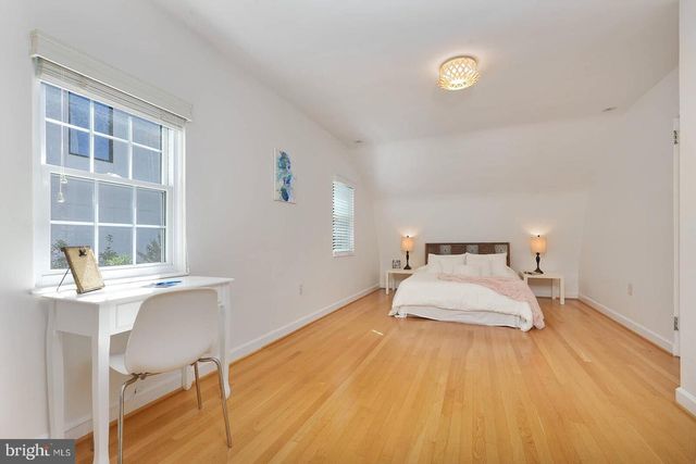 3214 19TH RD N, Arlington, VA 22201