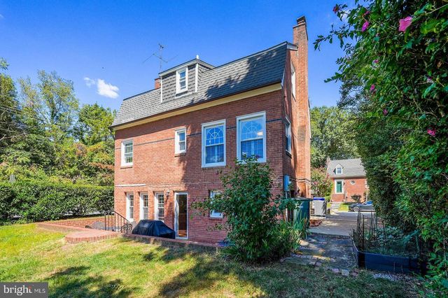 3214 19TH RD N, Arlington, VA 22201