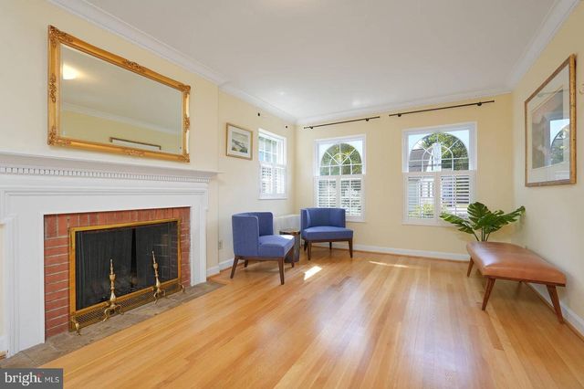 3214 19TH RD N, Arlington, VA 22201